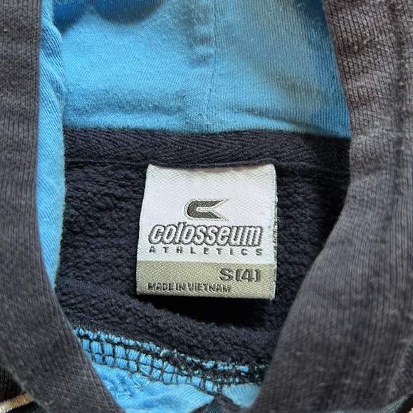 Colosseum North Carolina Tar Heels sweatshirt hoodie - Picture 4 of 5